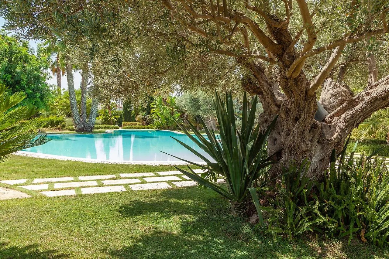 Il Giardino Degli Dei Villa San Leone